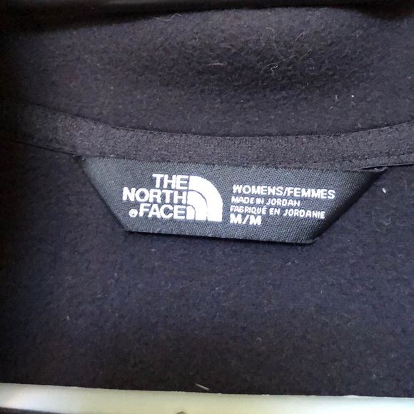 North face black quarter zip - Picture 2 of 3